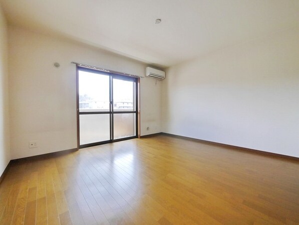 パルフェイノウエの物件内観写真